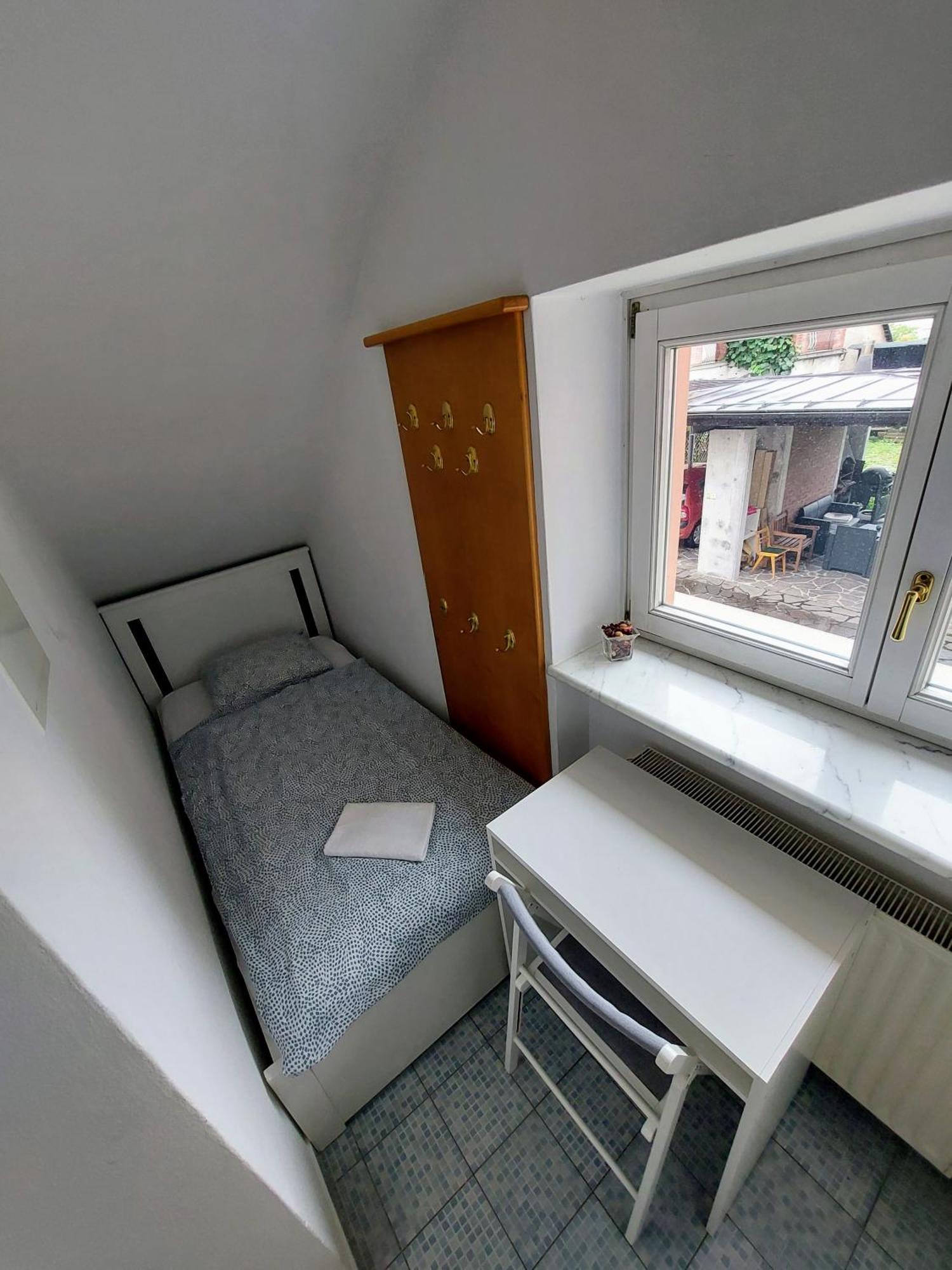 Homestay R24, Rose House Ljubljana