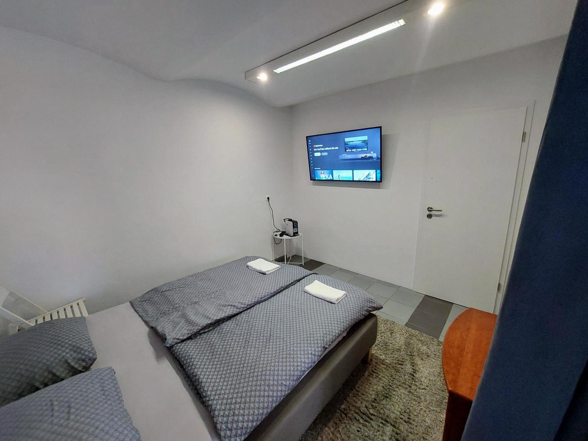 Homestay R24, Rose House *